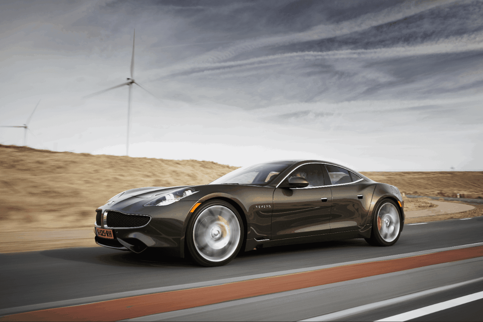 Cover Image for Karma Automotive baut Vertrieb in Deutschland, Österreich und Schweiz auf