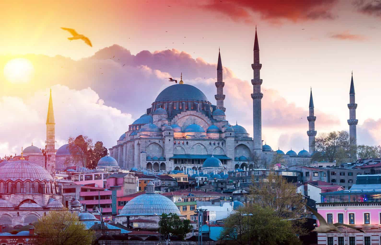 Cover Image for Türkei exportiert sein „E-Auto fürs Volk“ zunächst nach Deutschland