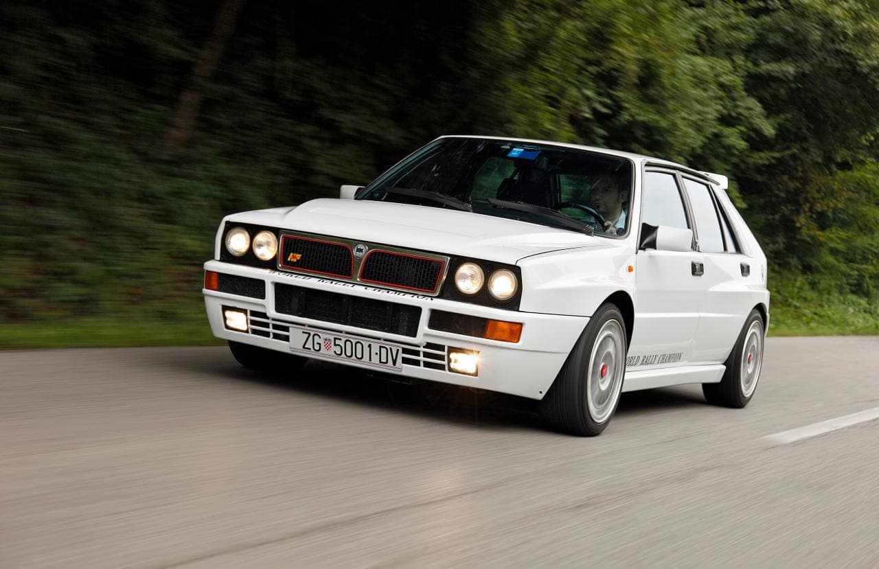 Cover Image for Lancia Delta wird wohl 2026 sein Comeback als E-Auto feiern