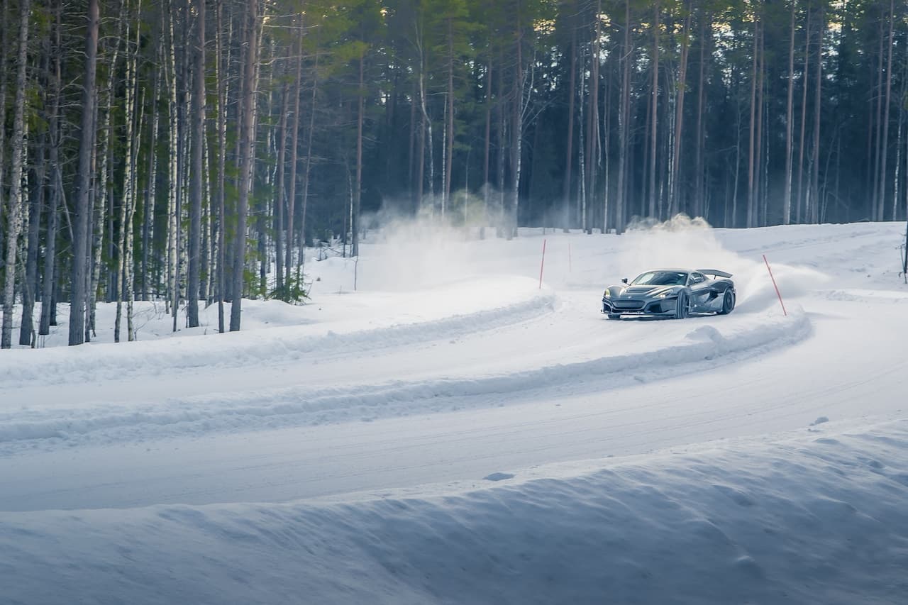 Cover Image for Rimac Nevera nach finalen Wintertests kurz vor ersten Auslieferungen