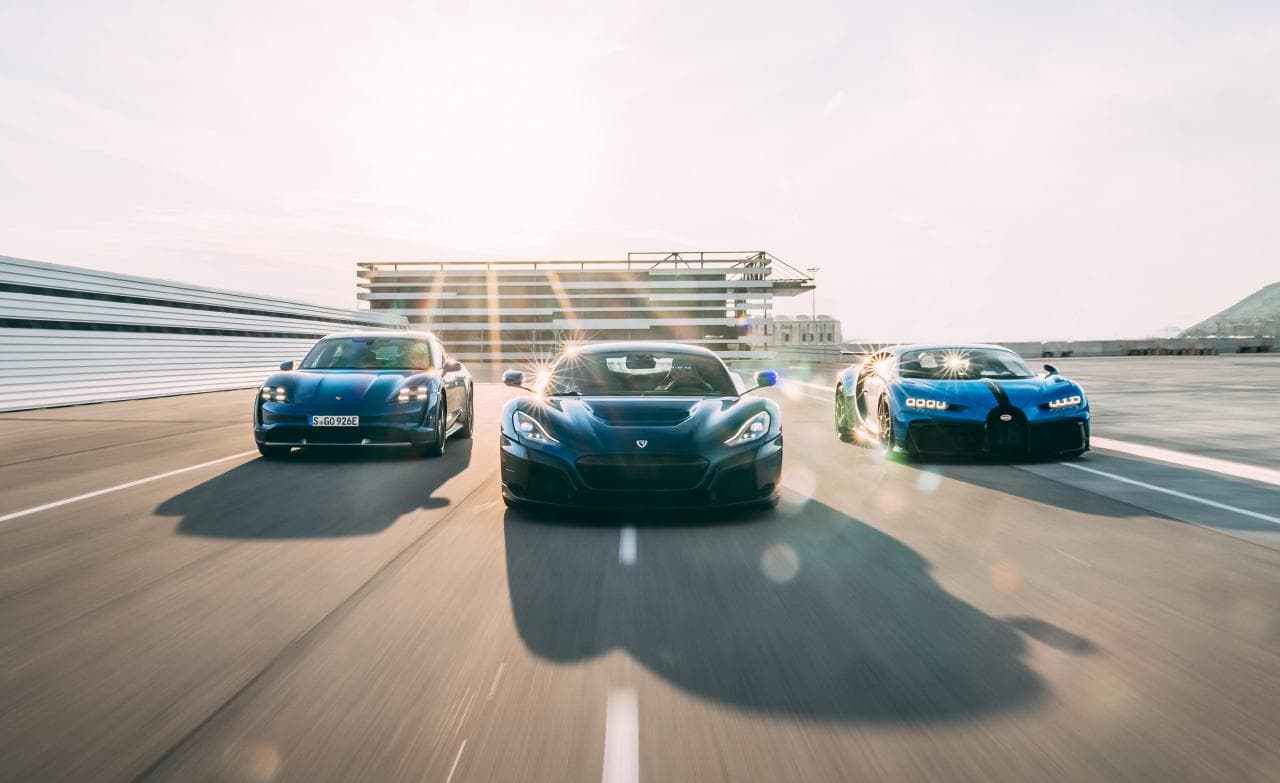 Cover Image for Ferrari, Porsche, Bugatti stehen Schlange bei Rimac