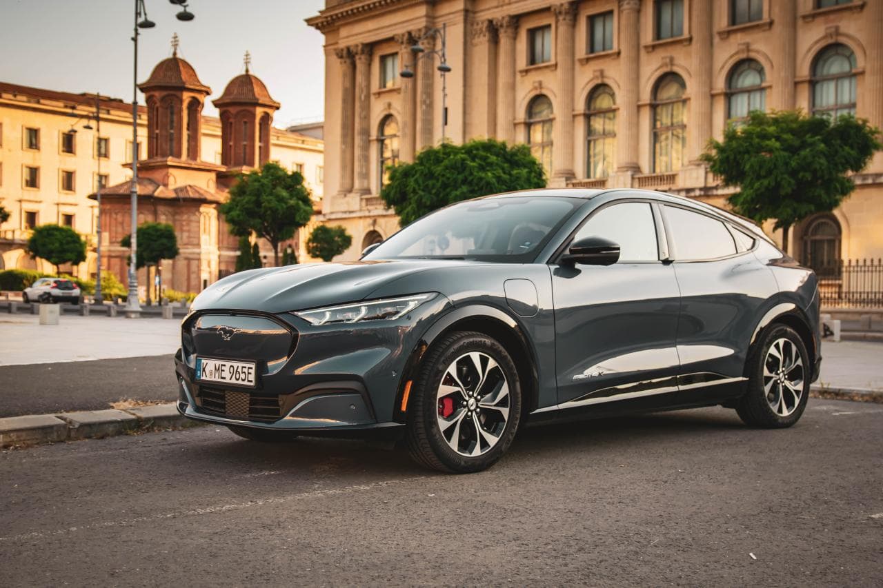 Cover Image for Ford baut E-Autos der nächsten Generation in Valencia statt Saarlouis