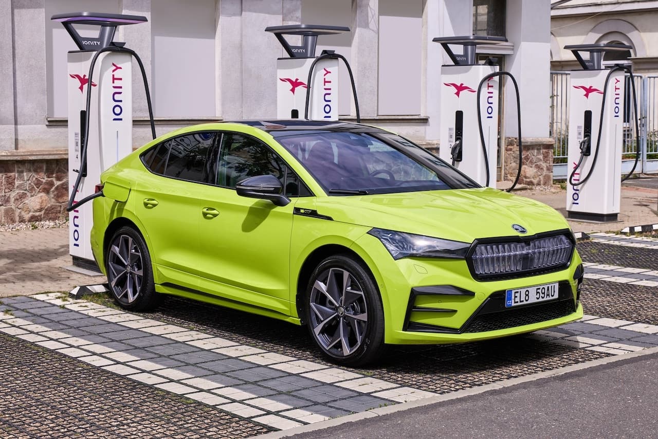 Cover Image for Skoda startet Plug & Charge für E-Autos der Enyaq iV-Familie