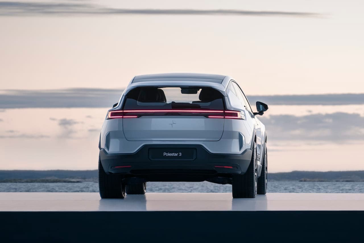 Cover Image for Polestar kündigt Premiere des SUV 3 und Sportvariante mit 380 kW an