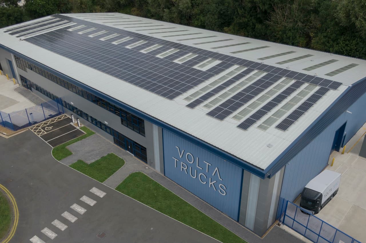 Cover Image for Volta Trucks zeigt neues Truck-as-a-Service-Zentrum in London