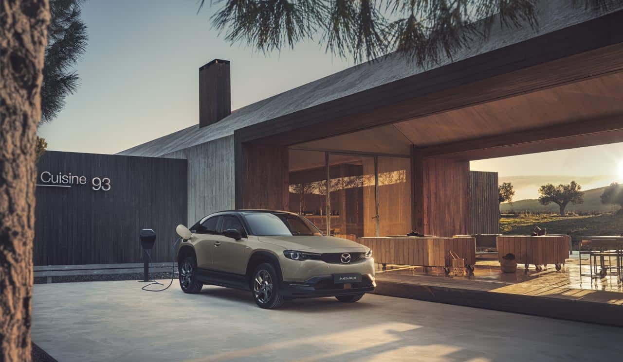 Cover Image for Mazda: Elektrifizierung aller Modelle bis 2030 mit weiteren E-Autos in Zukunft