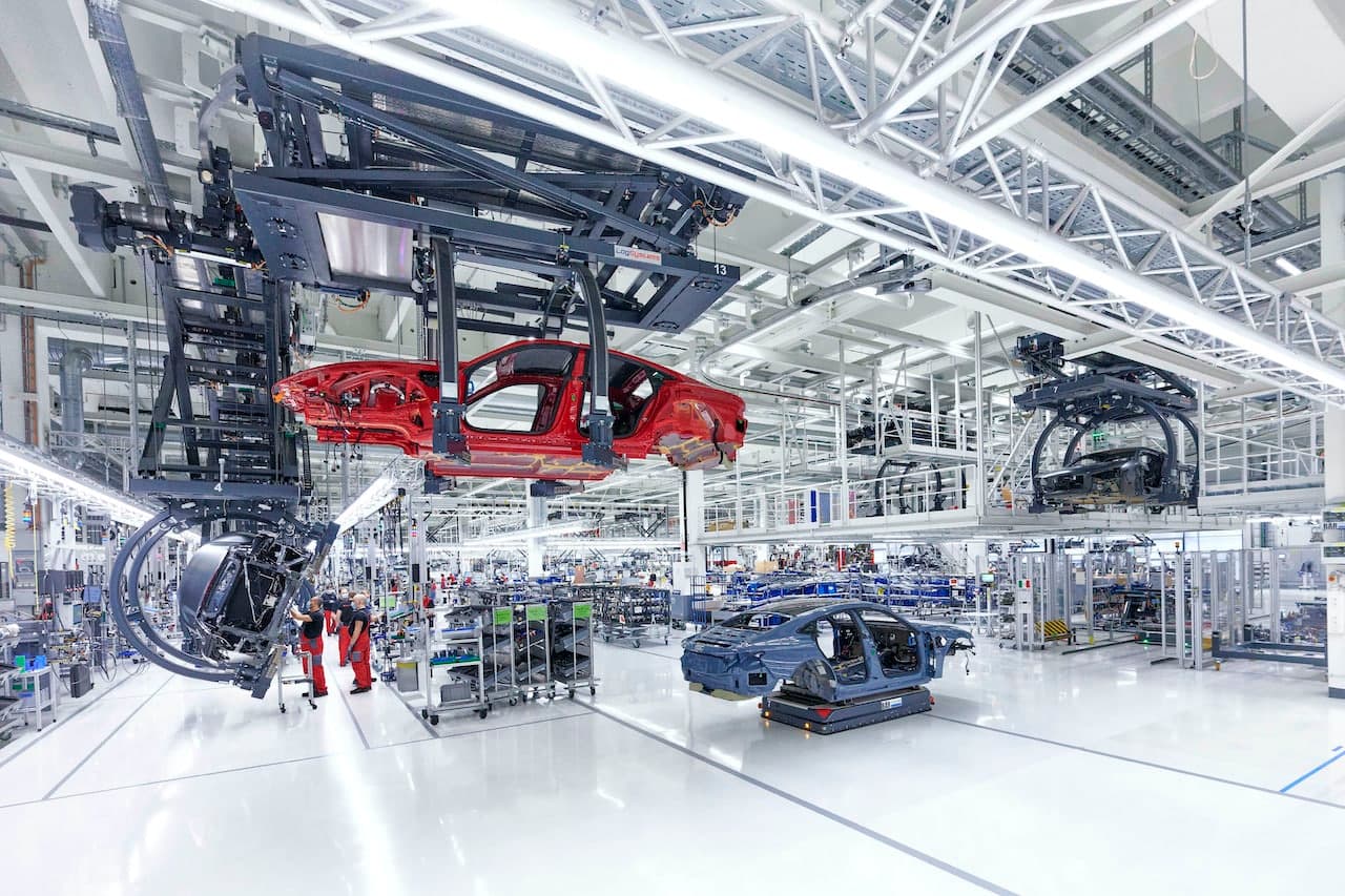 Cover Image for Audi stellt Plan für Produktion der Zukunft vor