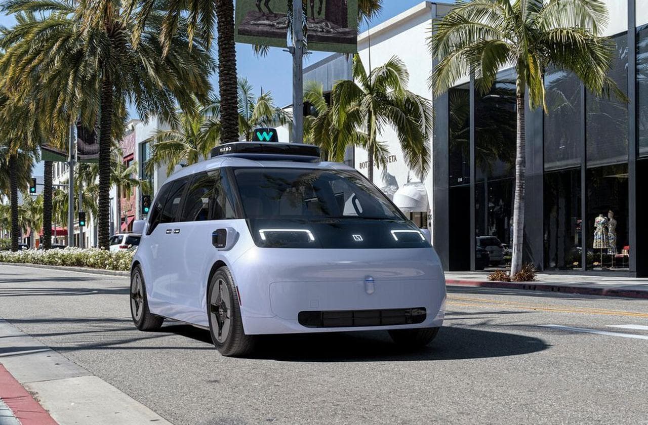 Cover Image for Zeekr zeigt Prototyp für autonomes Fahren bei Google-Tochter Waymo