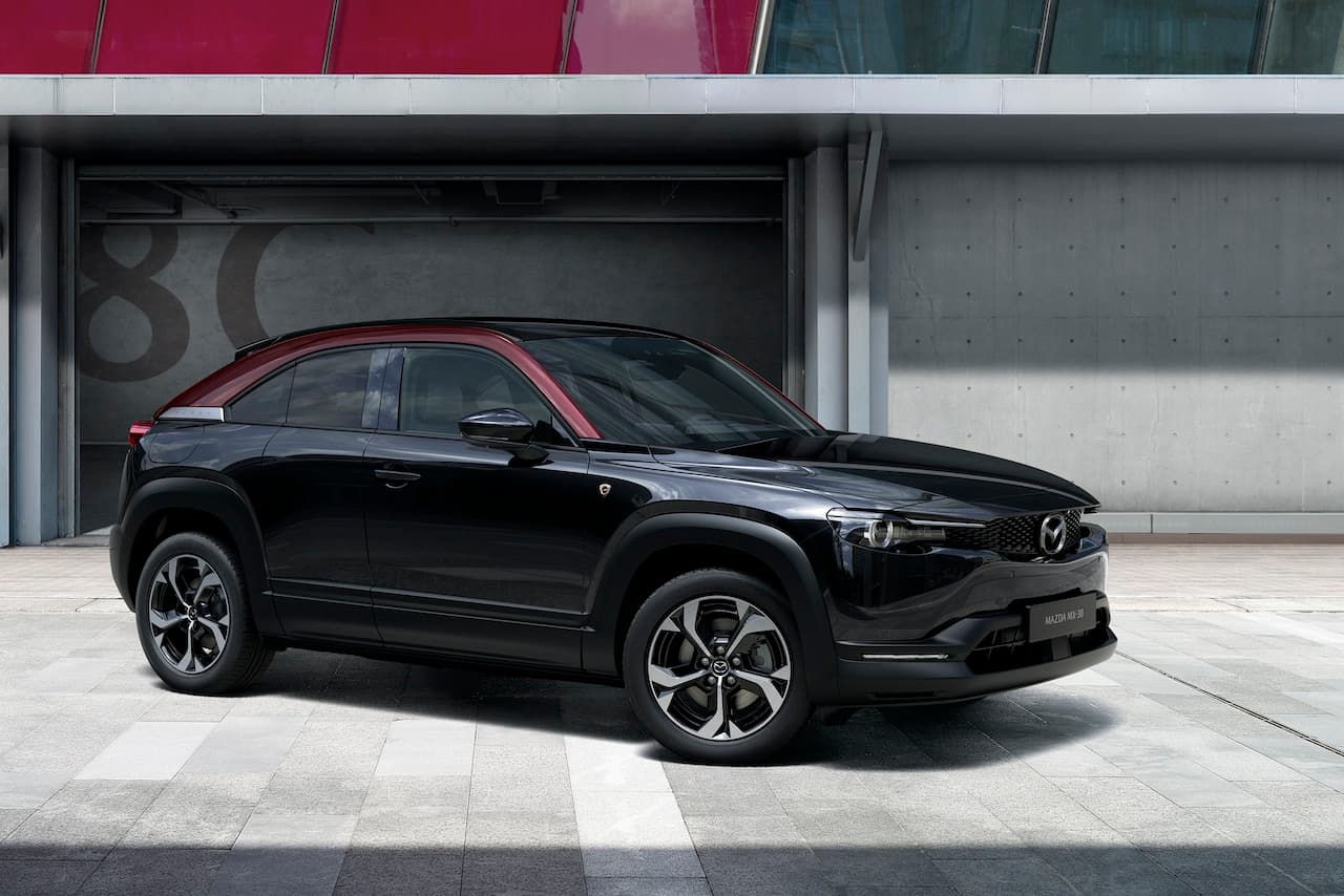 Cover Image for Mazda zeigt MX-30 Plug-in mit Wankelmotor-Range-Extender