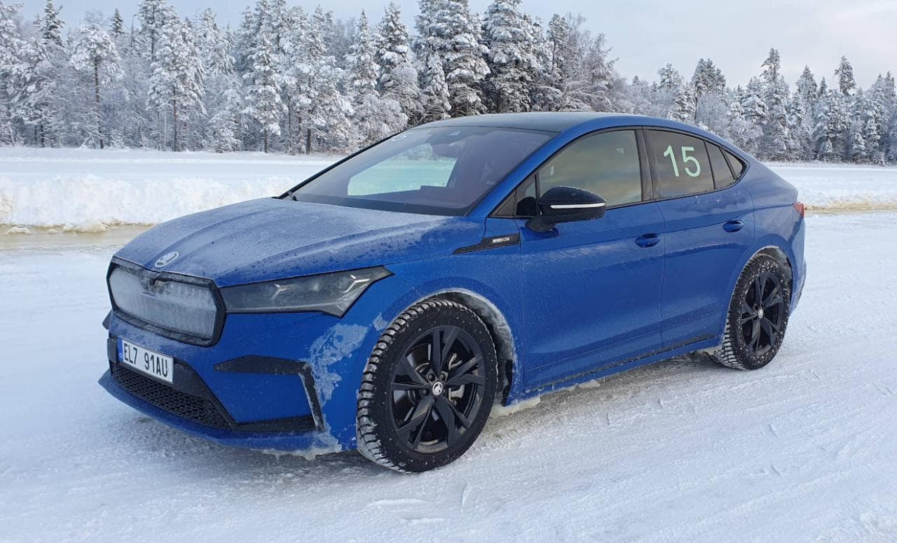 Cover Image for Škoda Enyaq 4×4 im Winter-Test: Elektrisch über Eis und Schnee