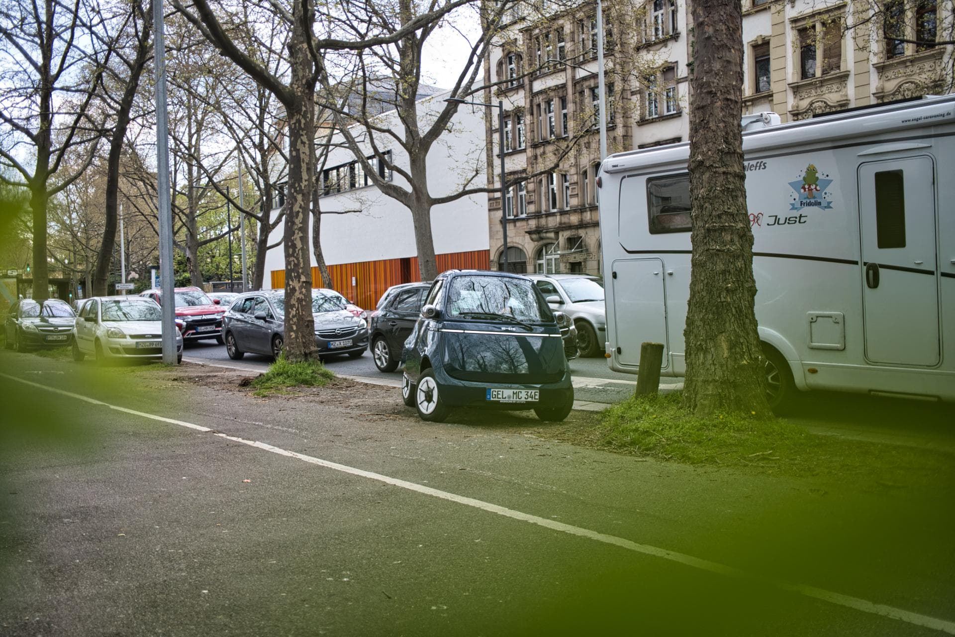 Cover Image for Microcars Koalition: Mini-Autos mit maximaler Wirkung
