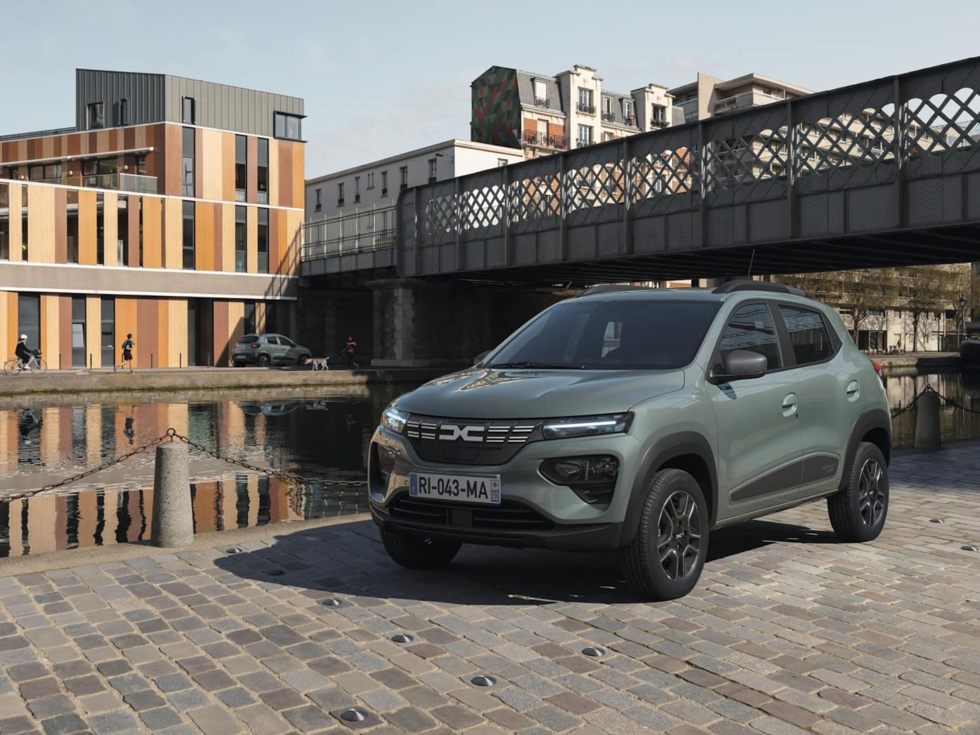 Cover Image for Dacia Spring vs Mitsubishi Space Star: Wer fährt billiger?