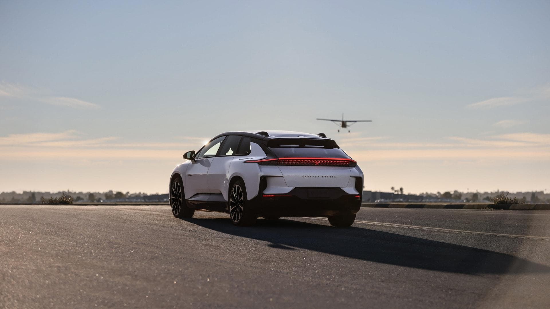 Cover Image for Faraday Future: Investment bleibt aus & Wandelanleihen soll helfen