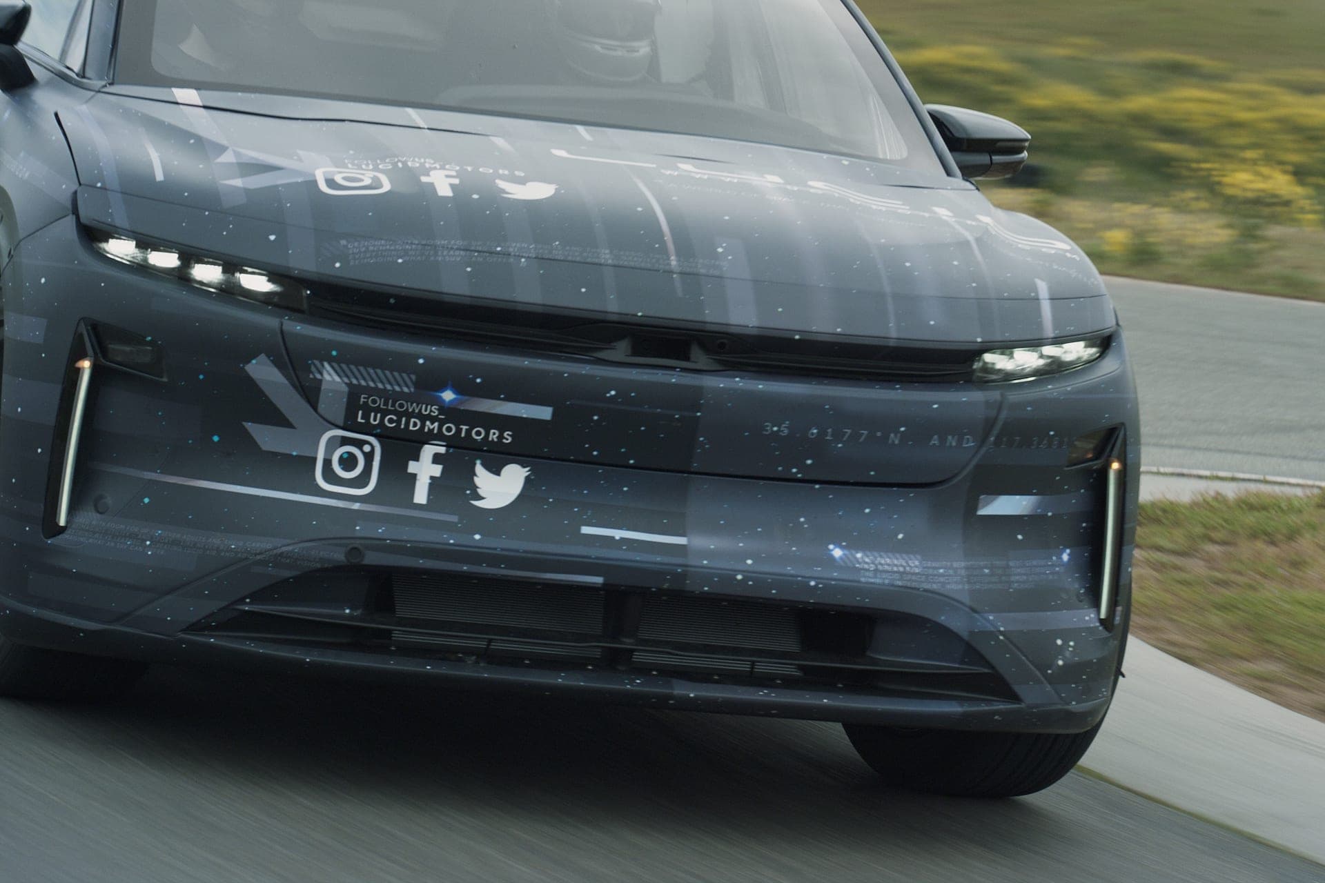 Cover Image for Lucid CEO: Kleinere Batterien sind die Zukunft von Elektroautos