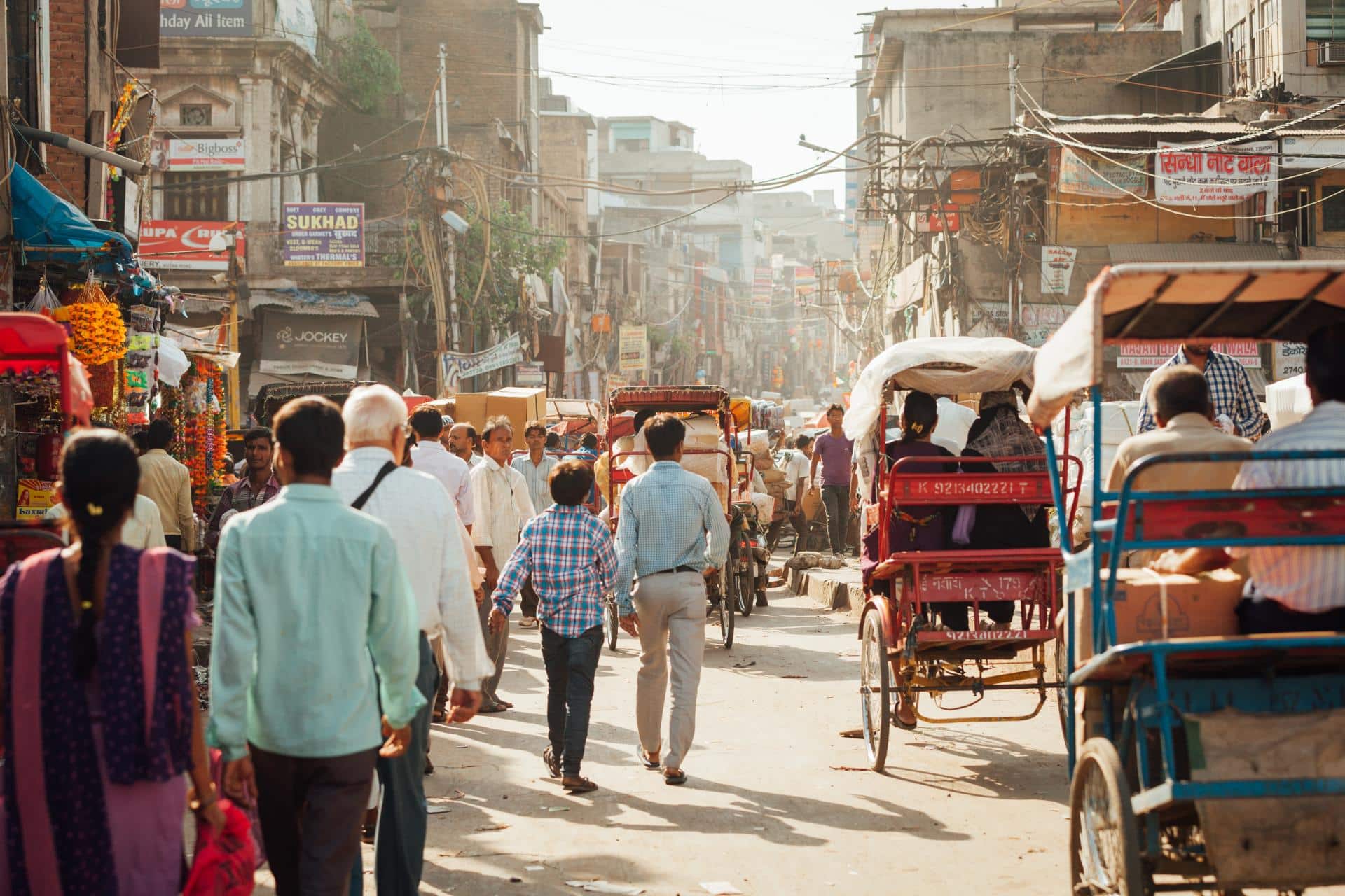 Cover Image for Tata investiert Milliarden in indische Elektromobilität