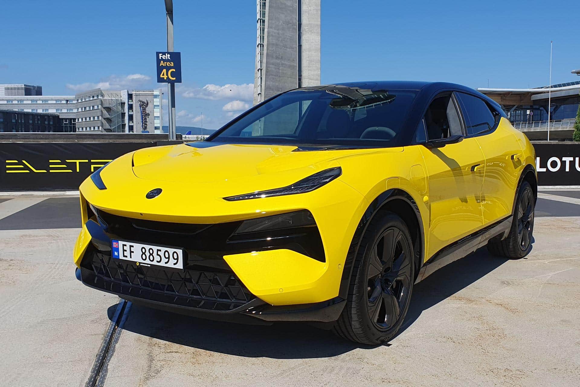 Cover Image for Lotus Eletre R: So fährt sich der E-Hyper-SUV