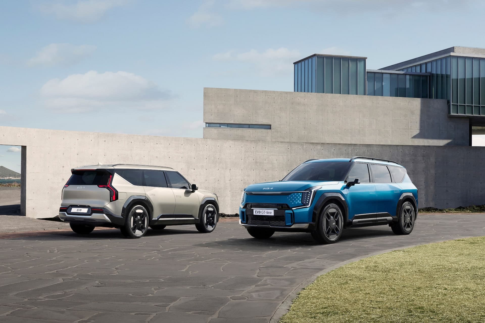 Cover Image for Kia Elektro-SUV EV9 startet ab 72.490 Euro