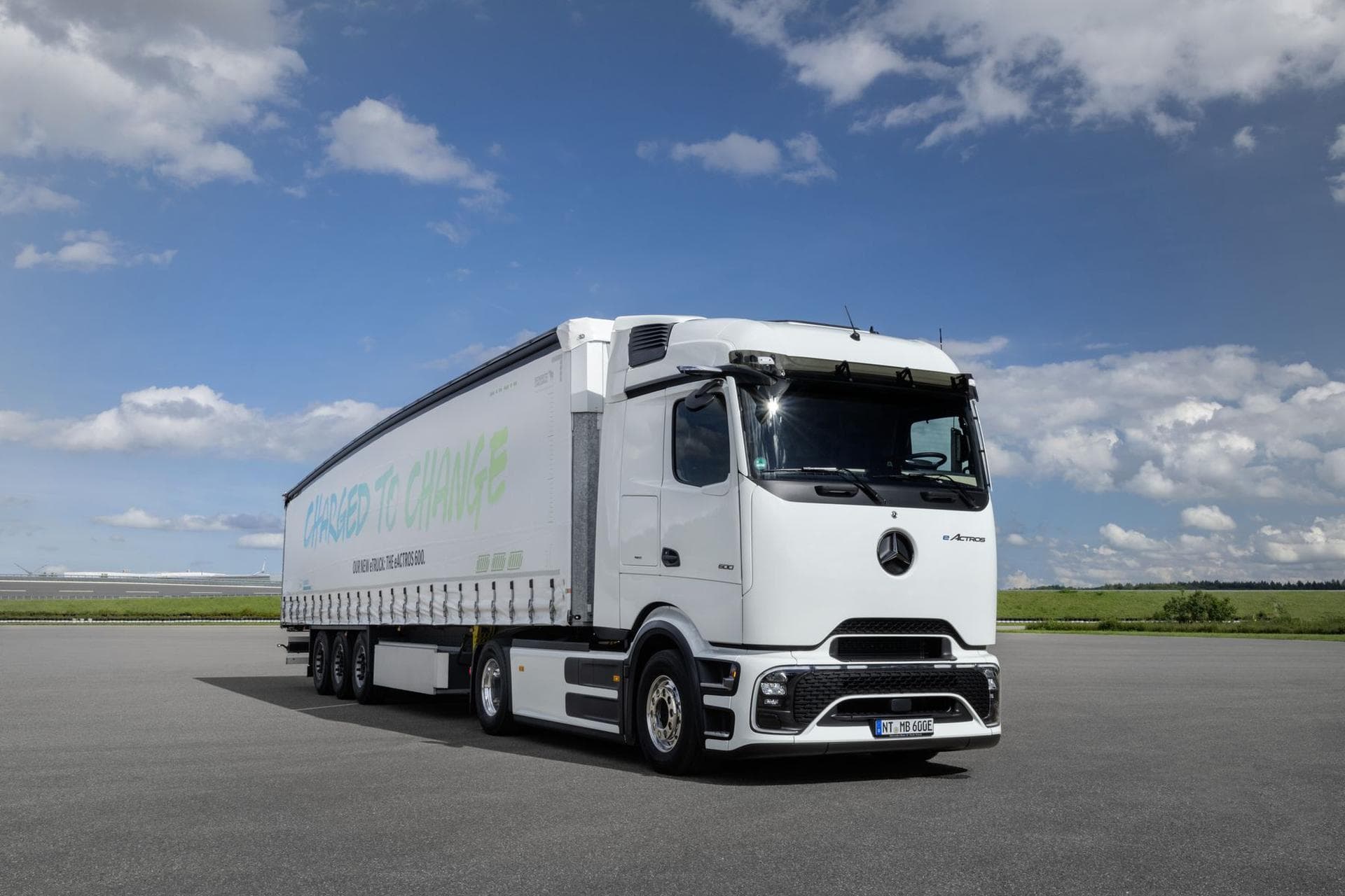 Cover Image for Alle Fakten zum Mercedes-Benz eActros 600