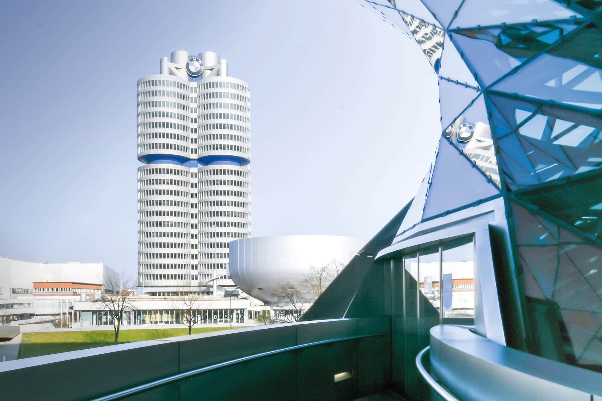 Cover Image for BMW: Letzter Verbrennungsmotor verlässt Werk in München