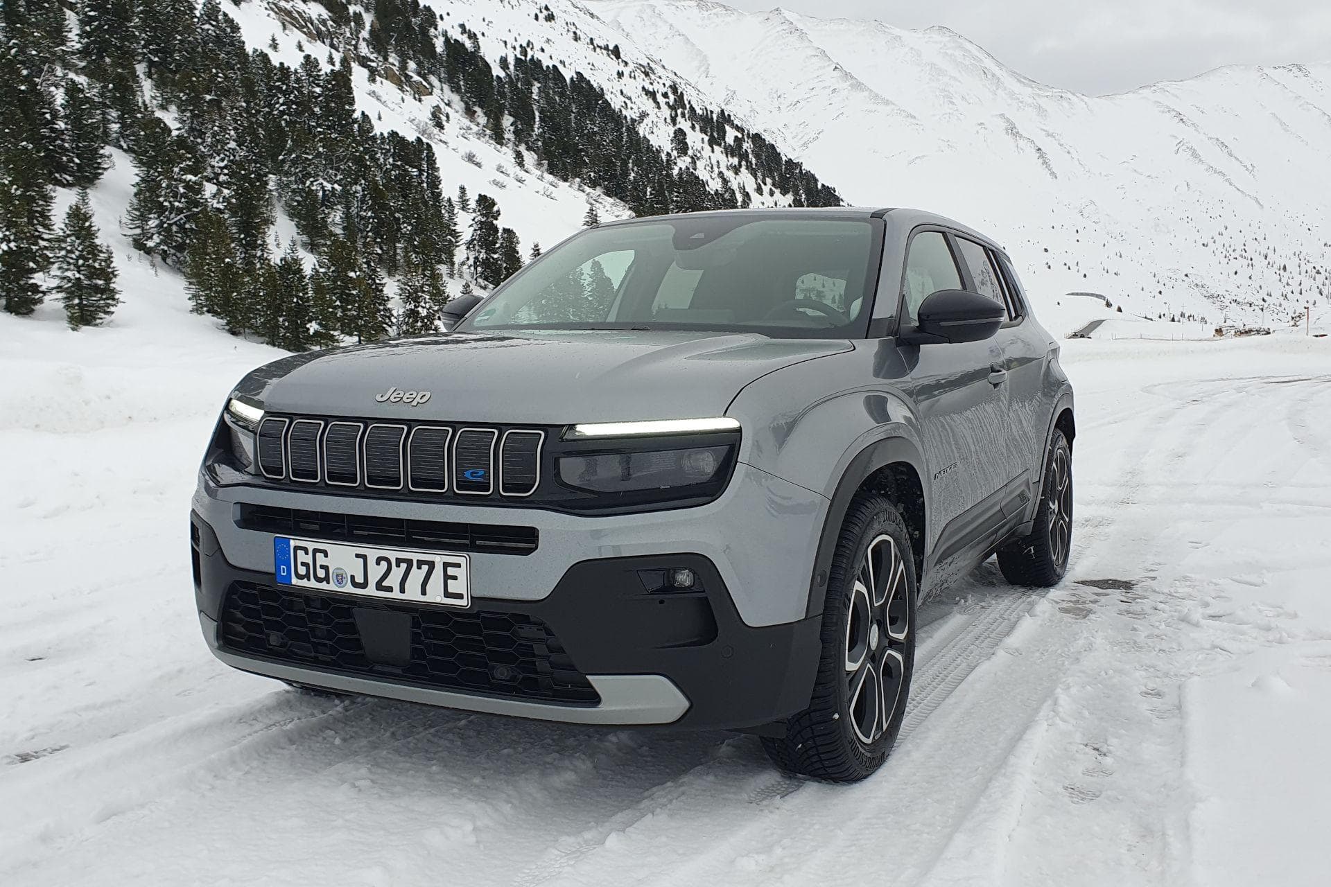 Cover Image for Fahrbericht: Jeep Avenger-e – Kompakt-Krabbler unter Strom