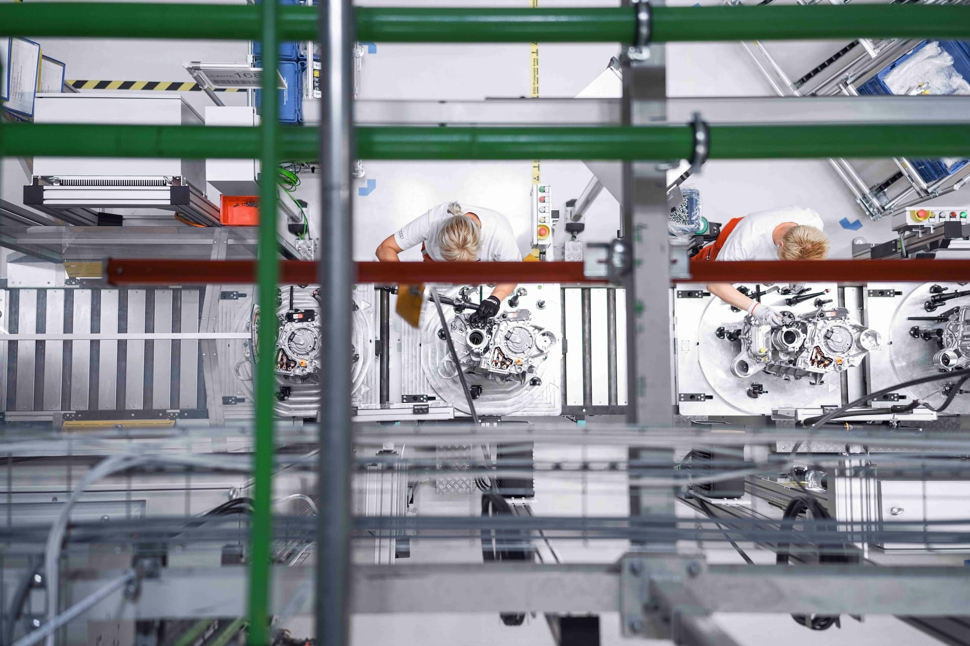 Cover Image for Wie Audi in Ingolstadt und Ungarn den neuen Q6 e-tron fertigt