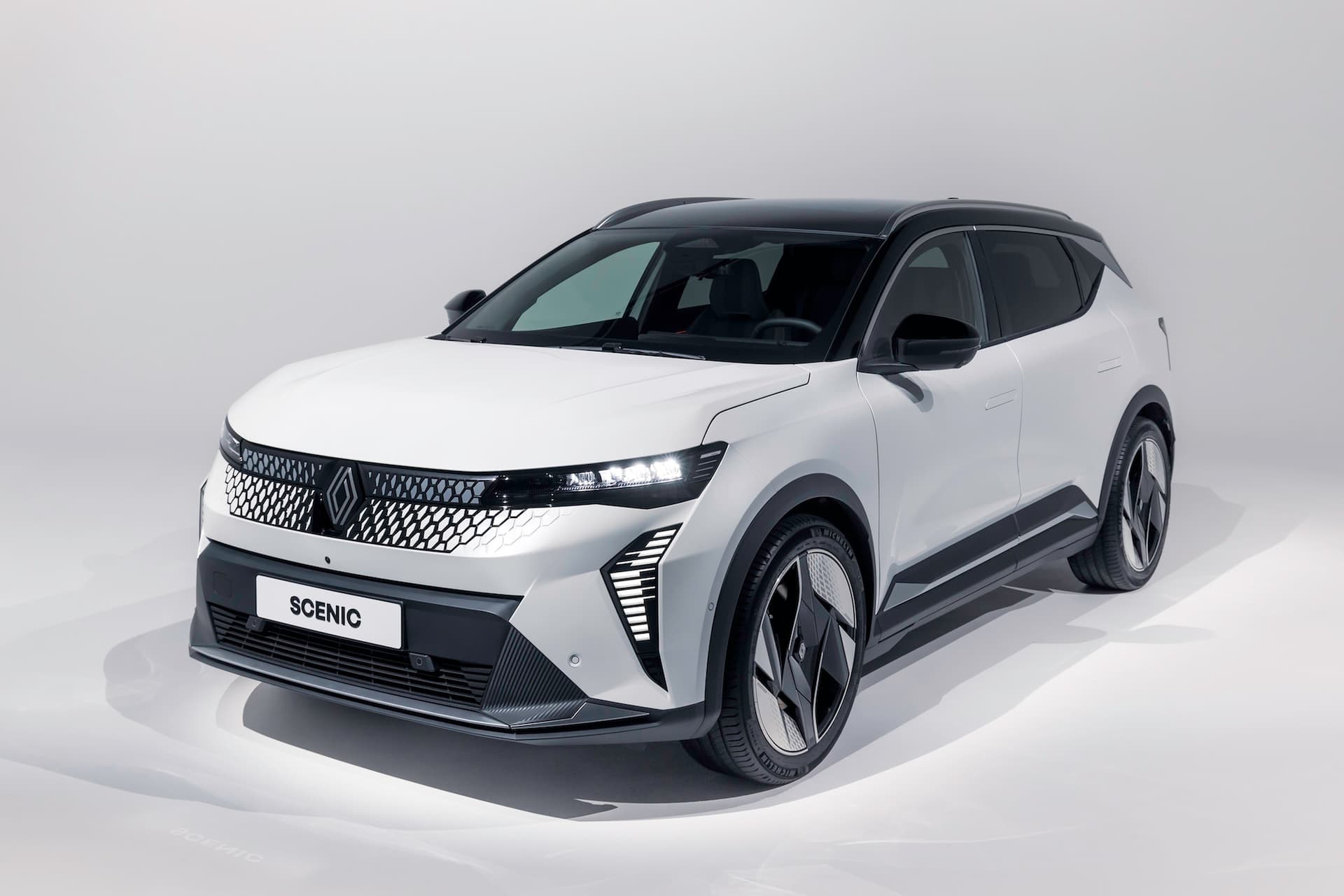 Cover Image for Renault verzeichnet 2023 überdurchschnittliches Wachstum