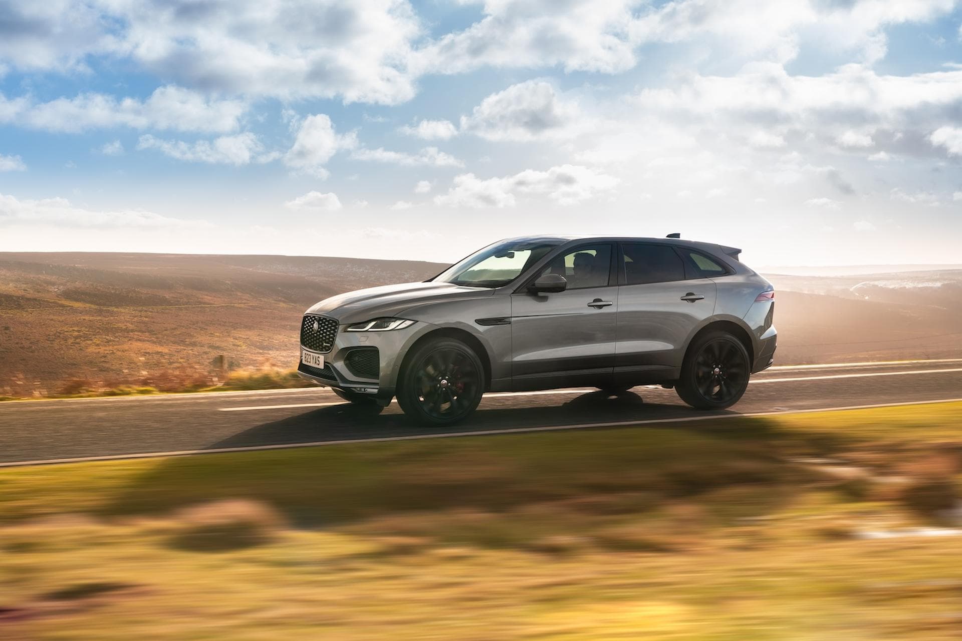 Cover Image for Jaguar wird ab 2025 rein elektrisch und Land Rover bekommt mehr Submarken