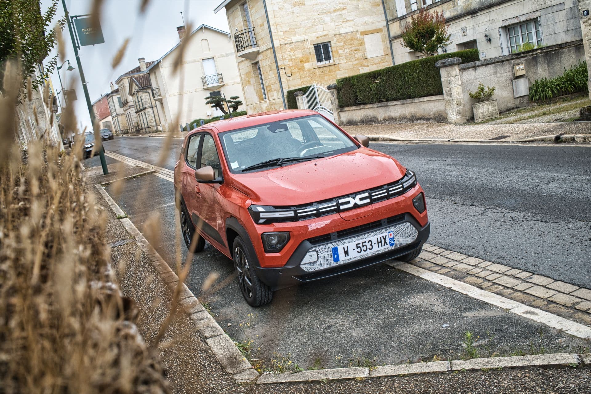 Cover Image for Fahrbericht: Im neuen Dacia Spring auf Bordeaux’ Straßen