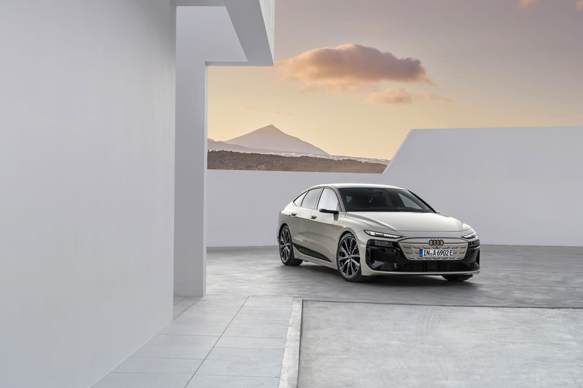 Cover Image for A6 e-tron: Audi setzt auf mehr Auswahl und Reichweite