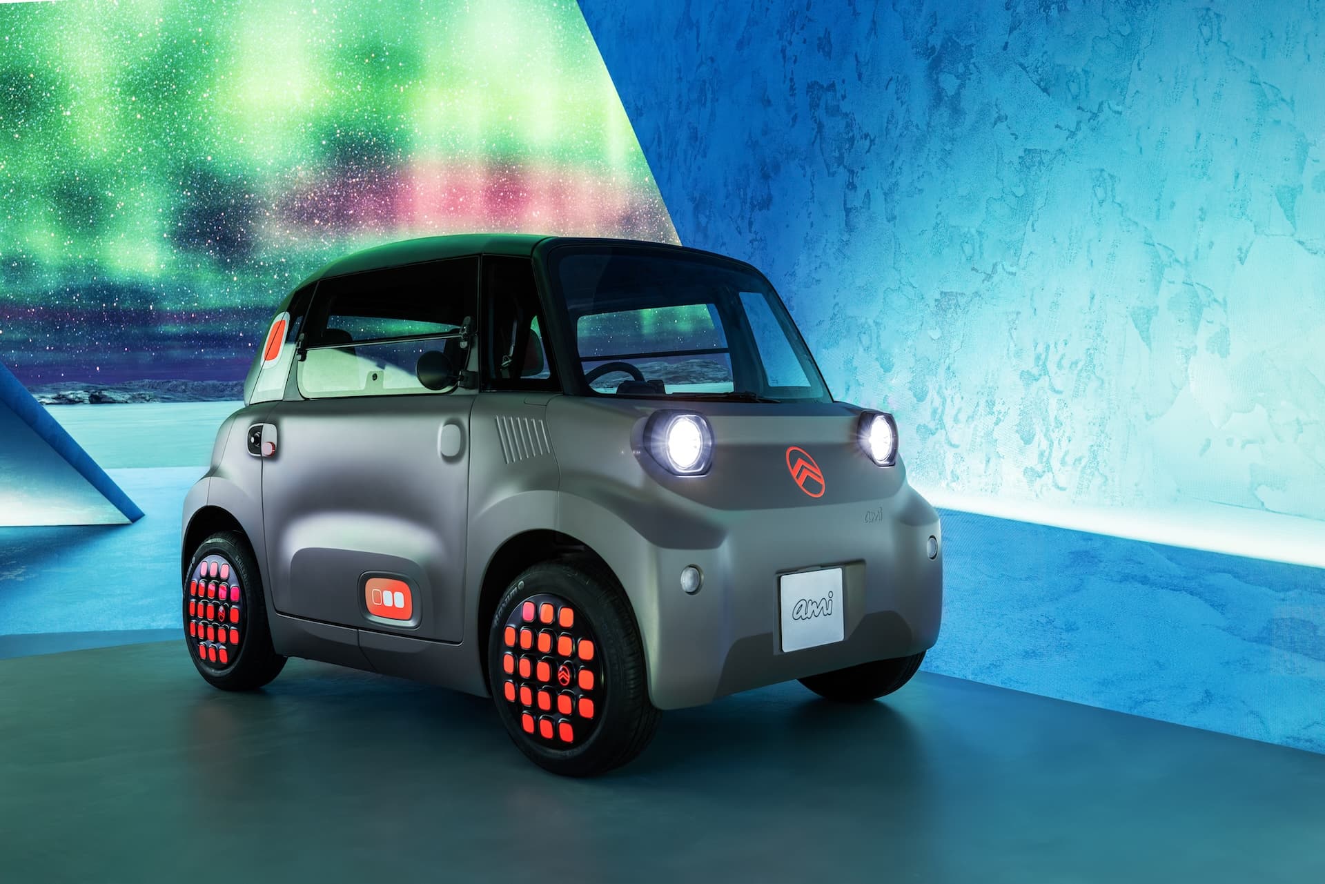 Cover Image for Citroën frischt den L6e-Stromer Ami auf