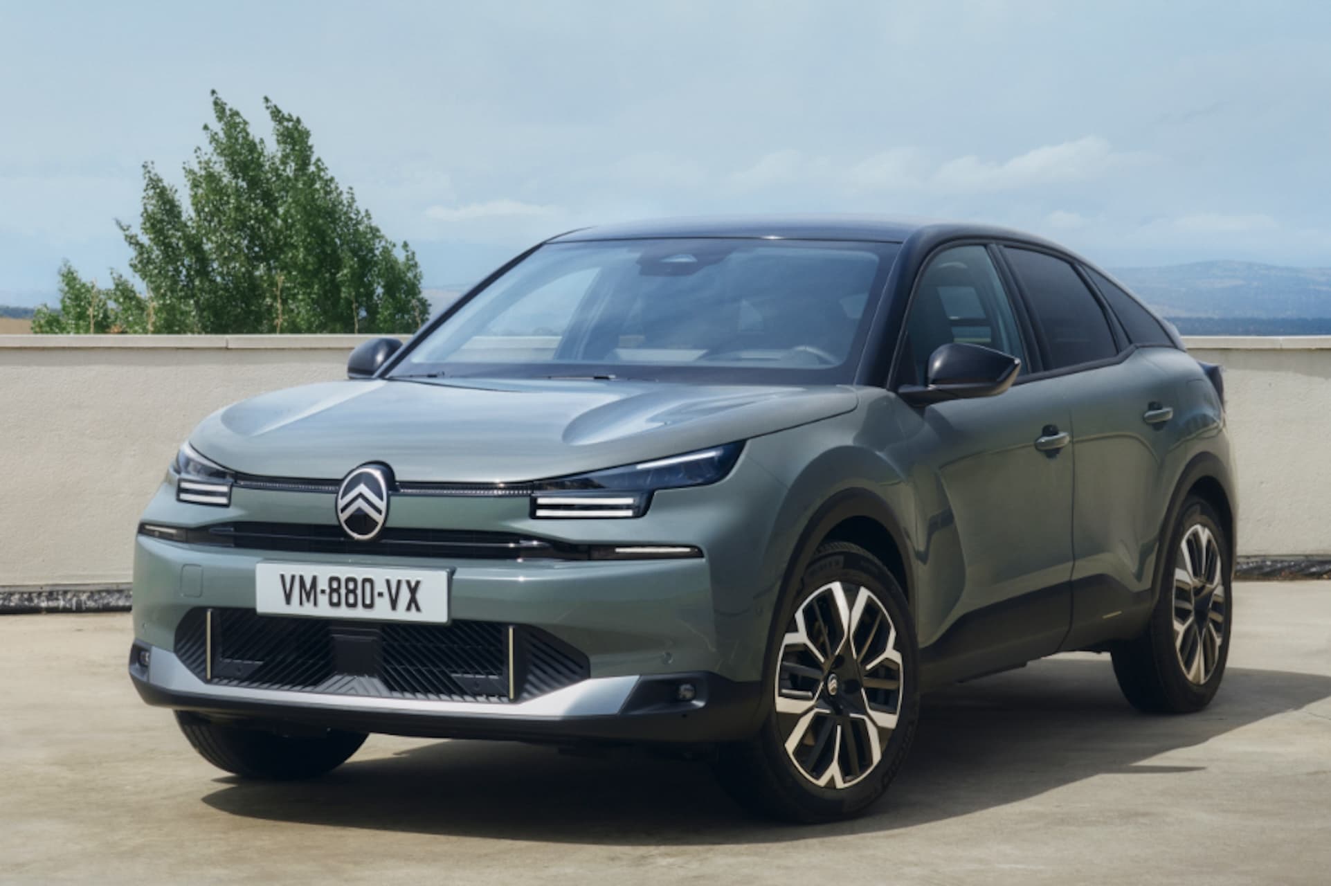 Cover Image for Citroën enthüllt neuen C4 und C4 X