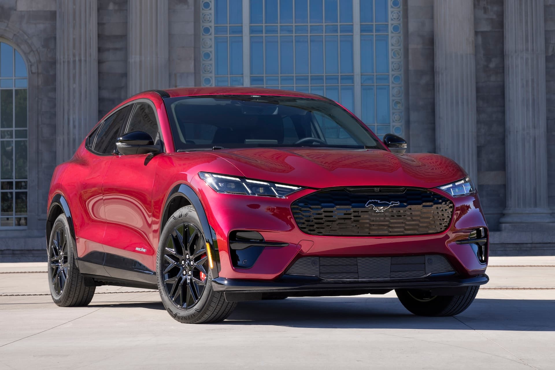 Cover Image for Ford Mach-E verkauft sich besser als Benzin-Mustang