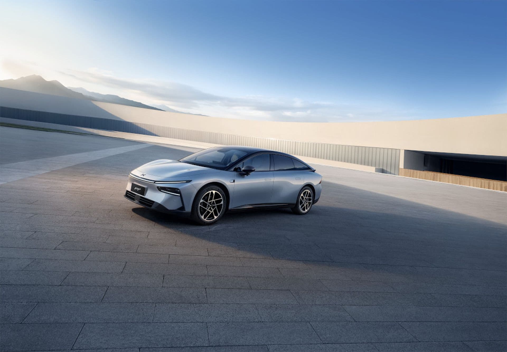 Cover Image for XPeng P7+: E-Auto mit KI und autonomer Fahrtechnik