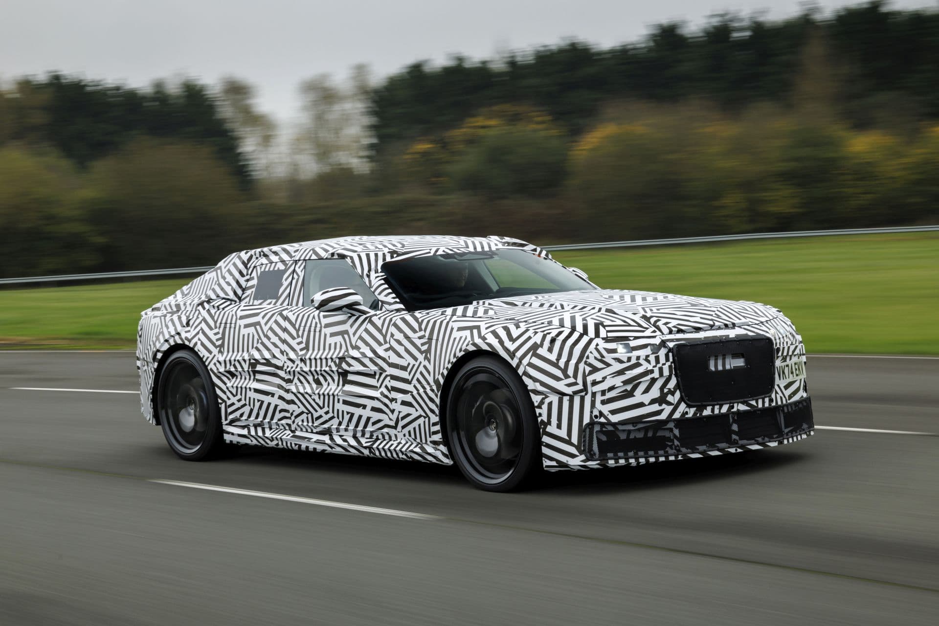 Cover Image for Exklusiv: Jaguar testet Elektro-GT – Ausblick auf Zukunft