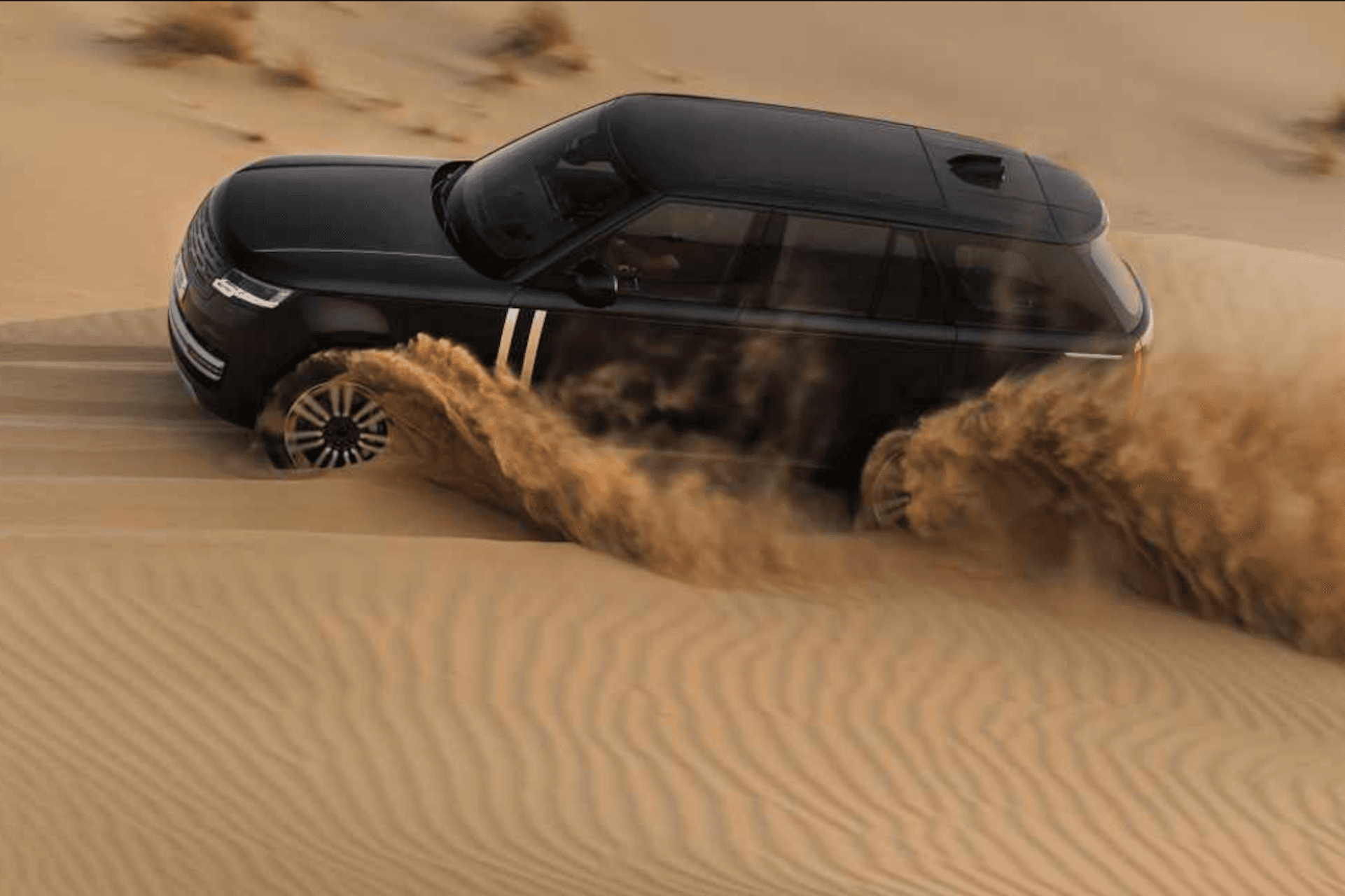 Cover Image for Range Rover Electric auf der Zielgeraden