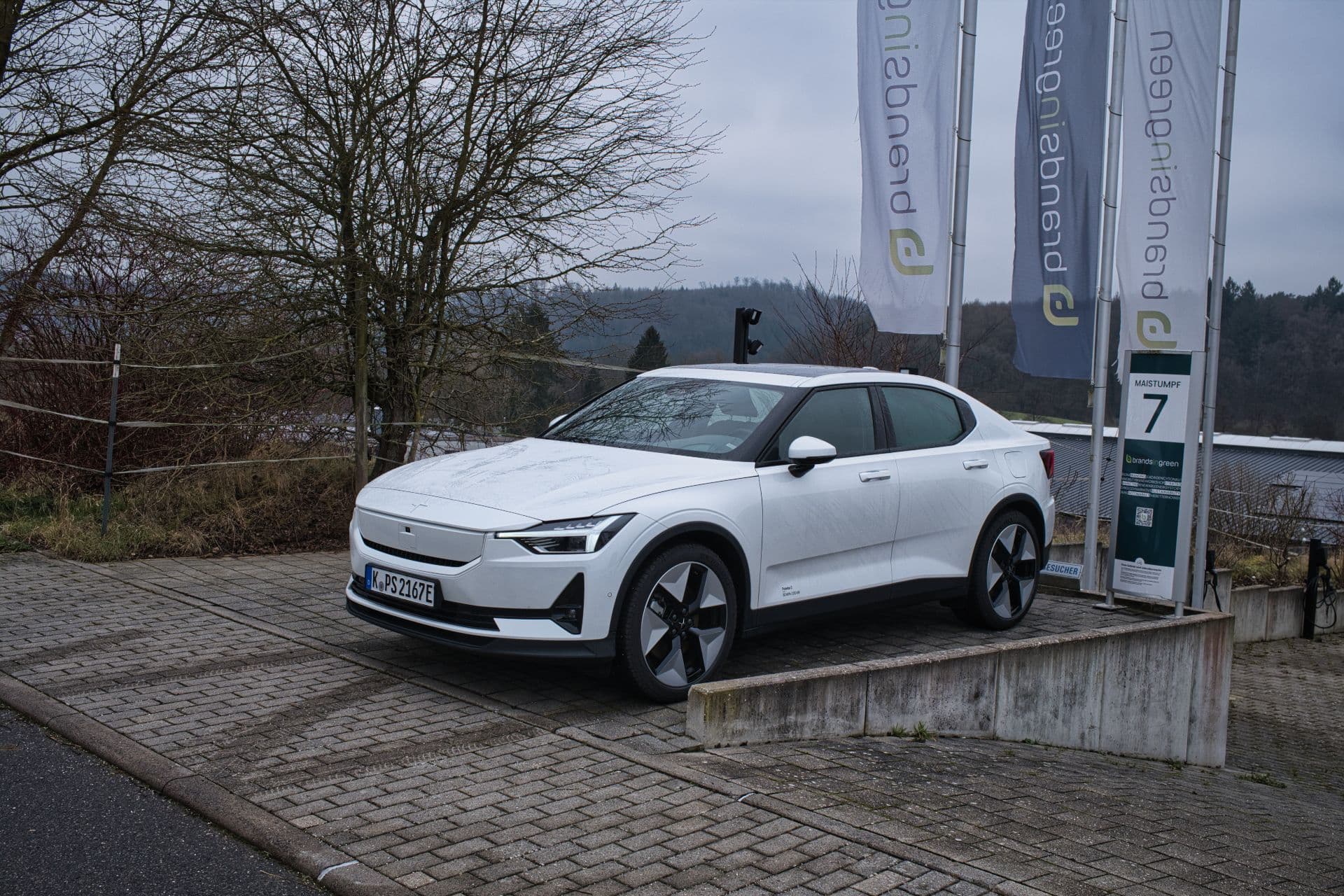 Cover Image for Polestar 2 (2025): Alltagstest zeigt Stärken und Schwächen