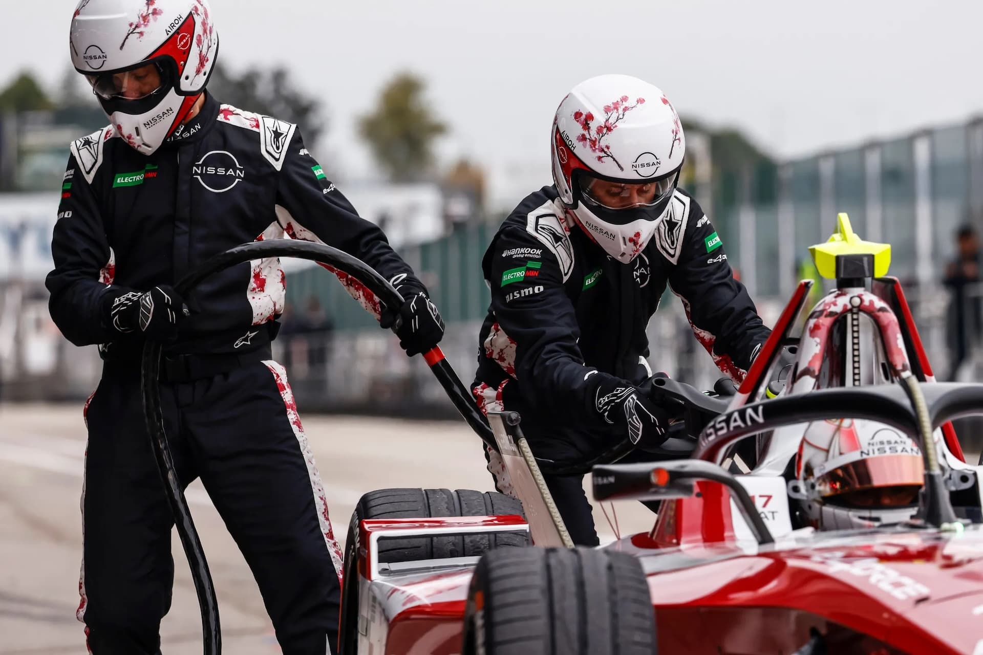 Cover Image for Formel E führt Schnelllade-Boxenstopp Pit Boost ein