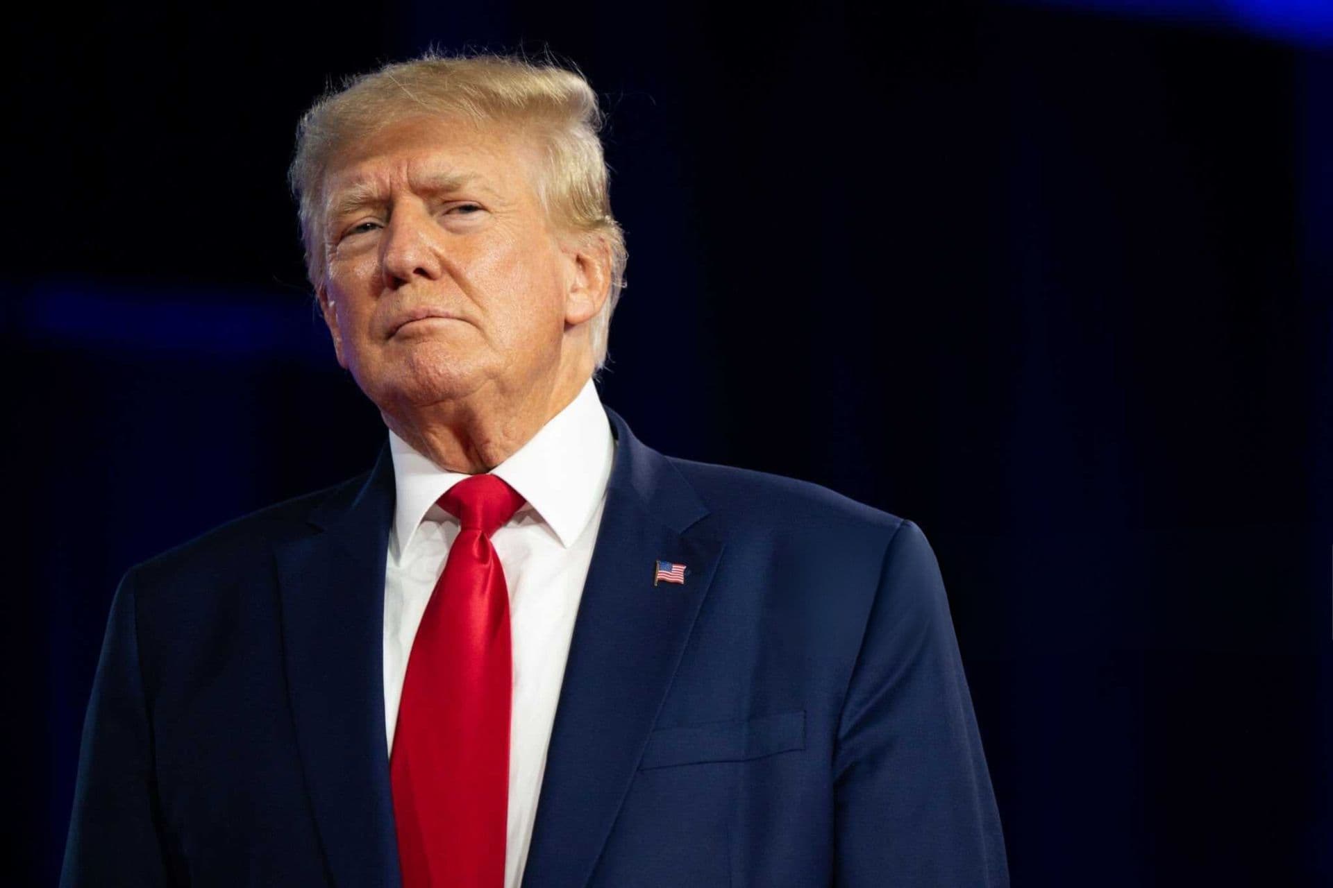 Cover Image for Trump stoppt Bidens Elektroauto-Politik