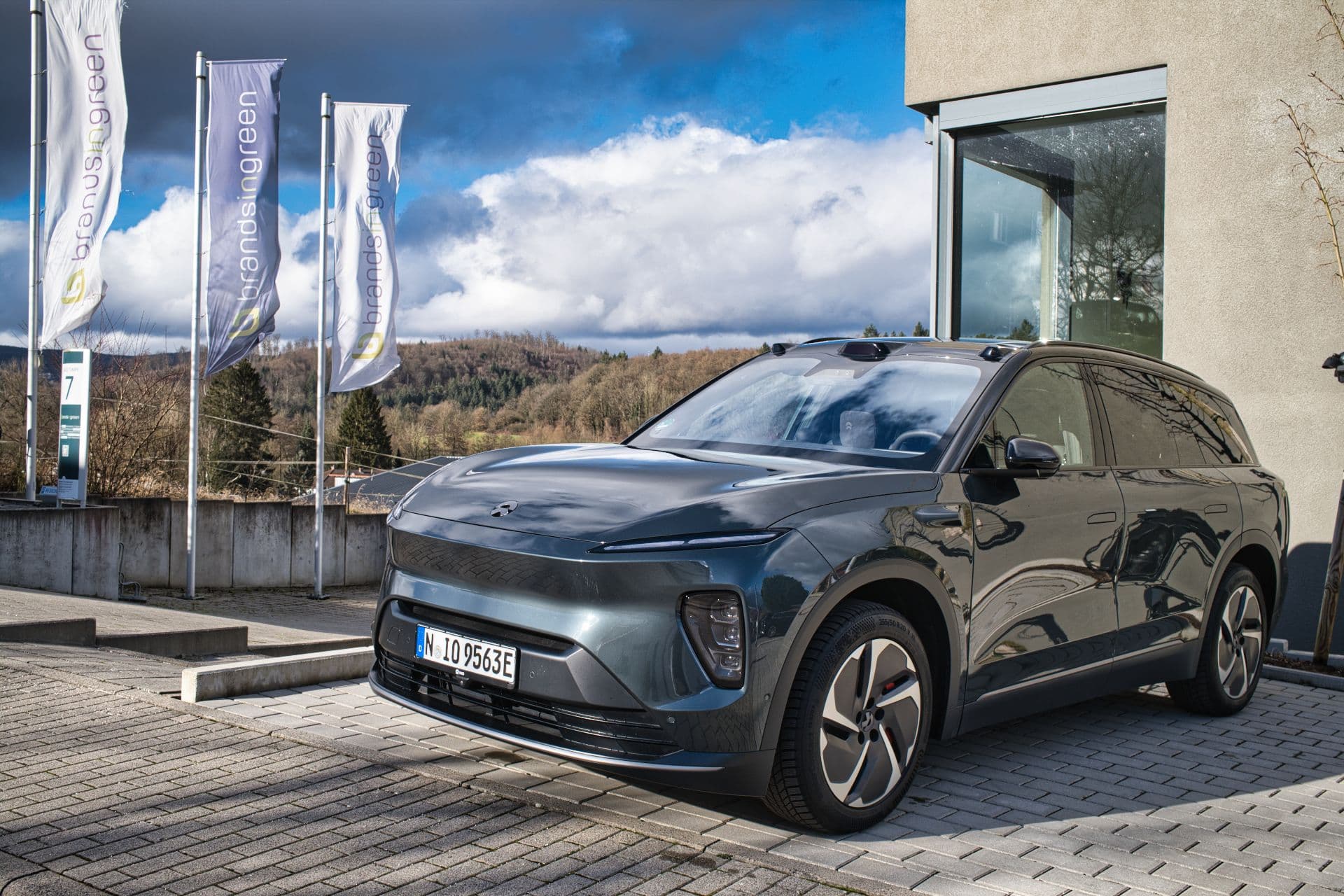 Cover Image for Nio EL8: Luxus, Performance und Ladeinnovation im Check