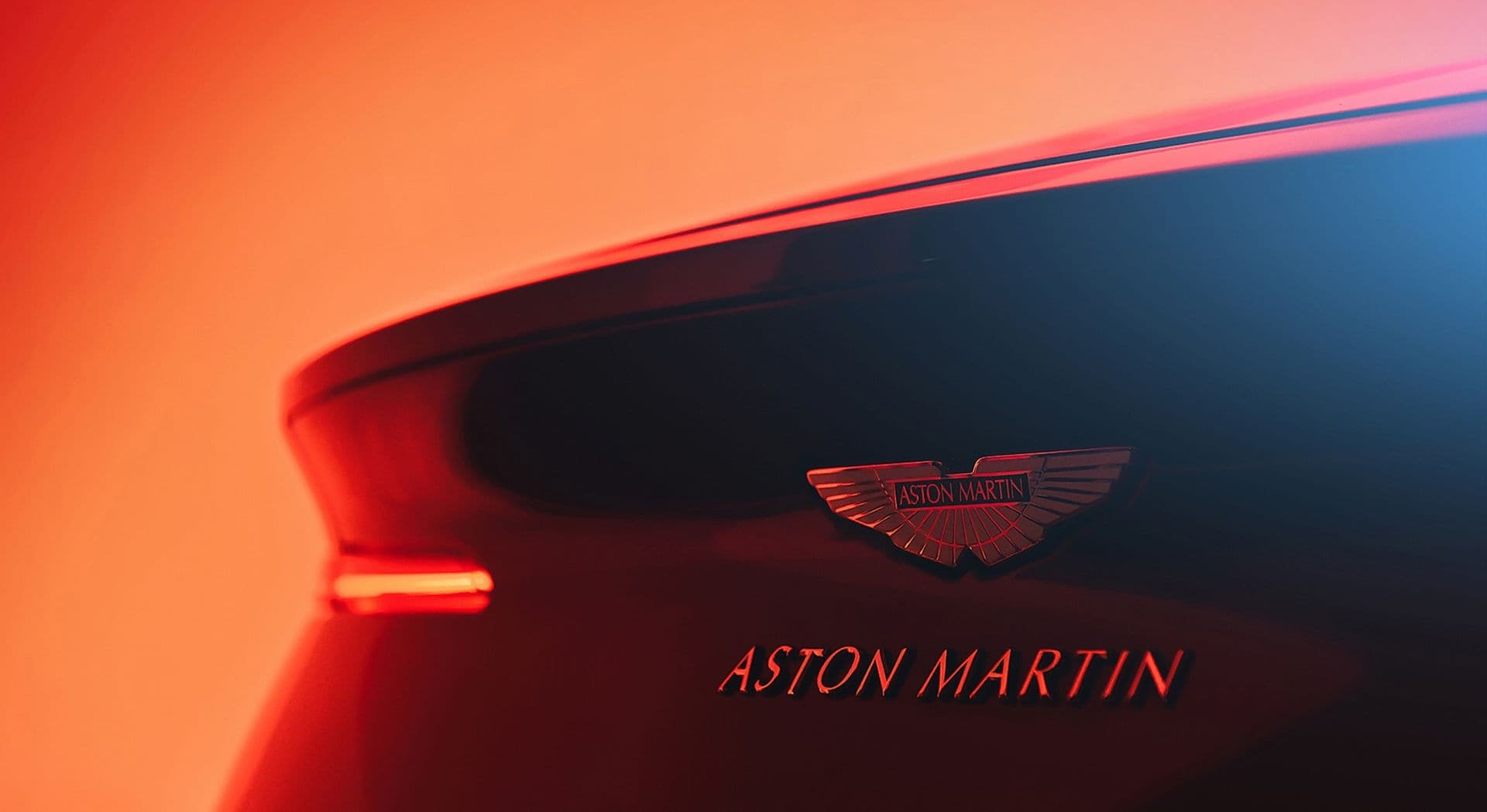 Cover Image for Aston Martins Kunden bei Elektromobilität gespalten
