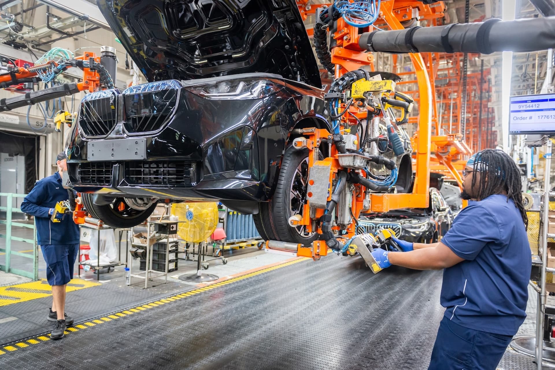 Cover Image for Das größte BMW-Werk der Welt in Spartanburg wird elektrisch