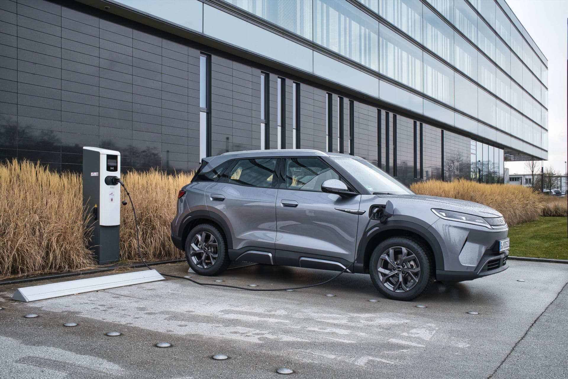 Cover Image for BYD steigert Gewinn im ersten Quartal deutlich