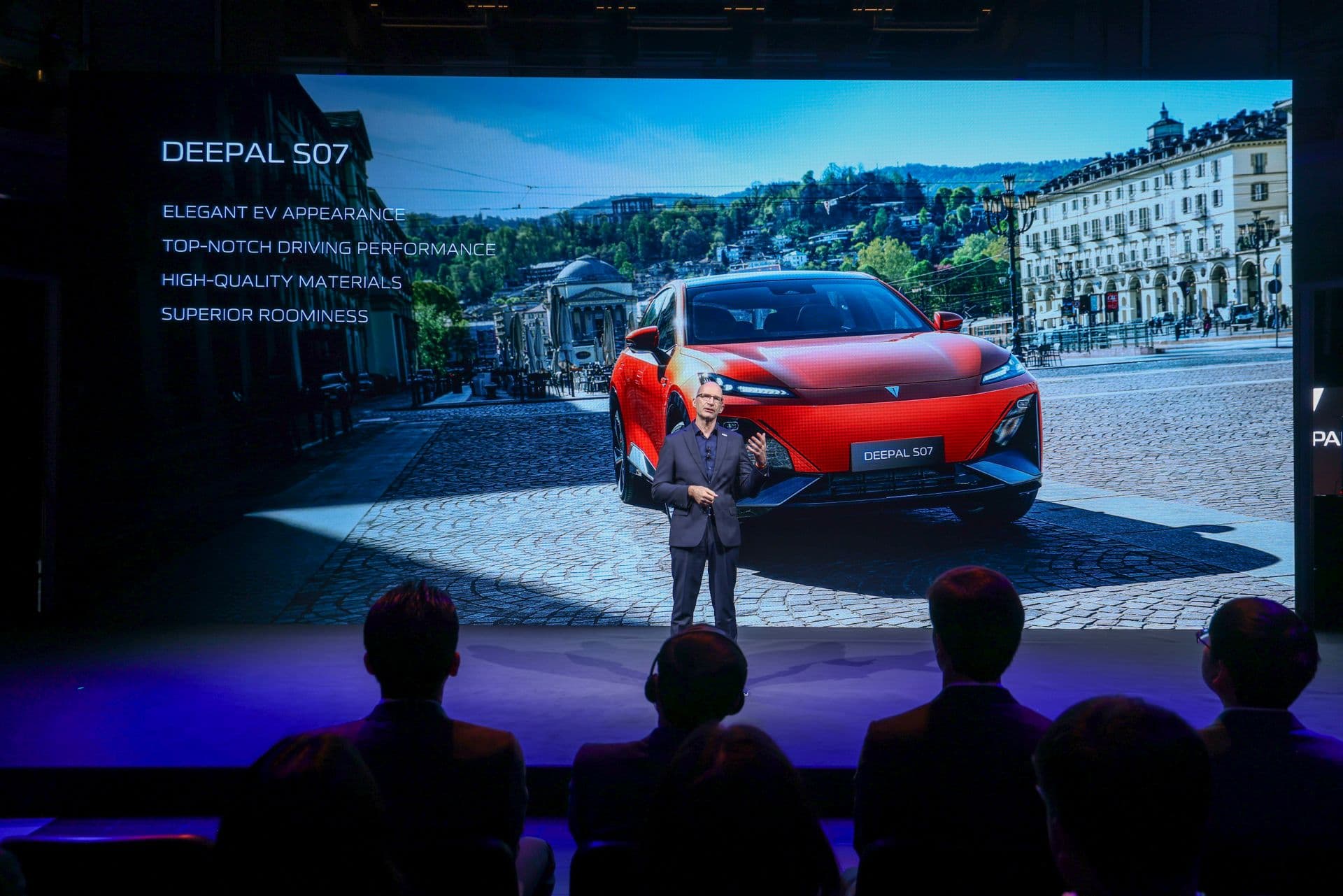 Cover Image for Ex-VW-Chefdesigner Zyciora: „Chinas Stärke liegt im Tempo“