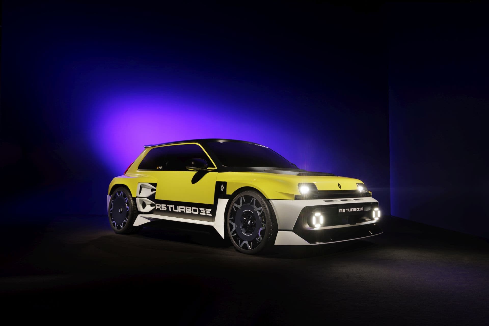 Cover Image for Mini-Supercar: Renault 5 Turbo 3E startet 2027