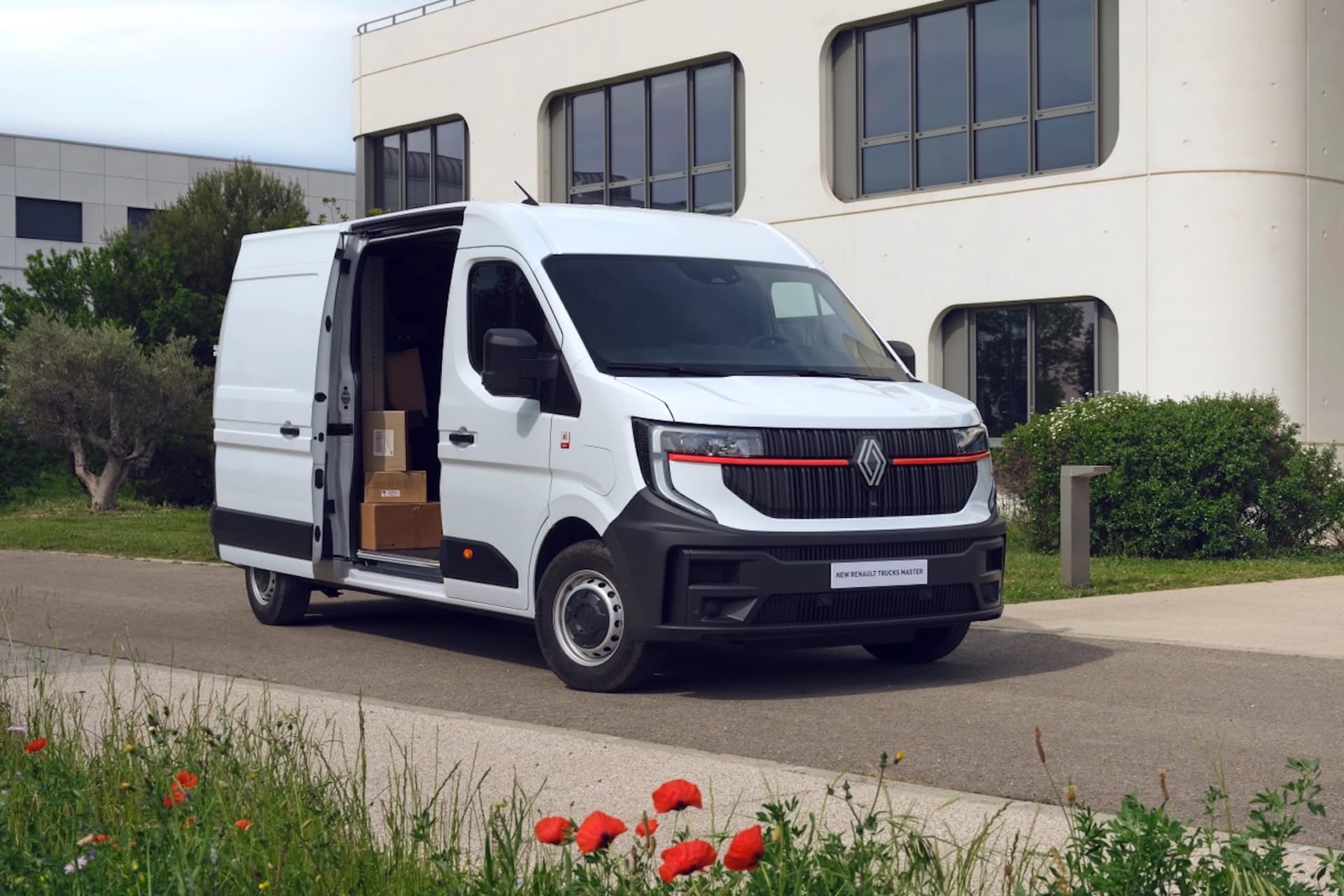 Cover Image for Renault E-Master und E-Trafic: Verstärkung mit Stecker