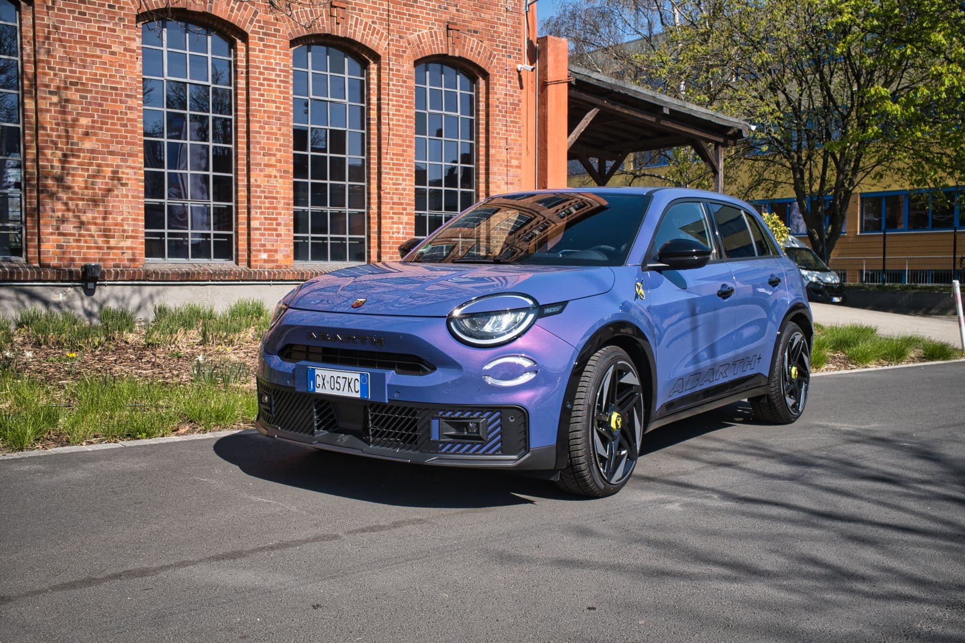 Cover Image for Abarth 600e Scorpionissima – Ein Rebell im Fahrbericht