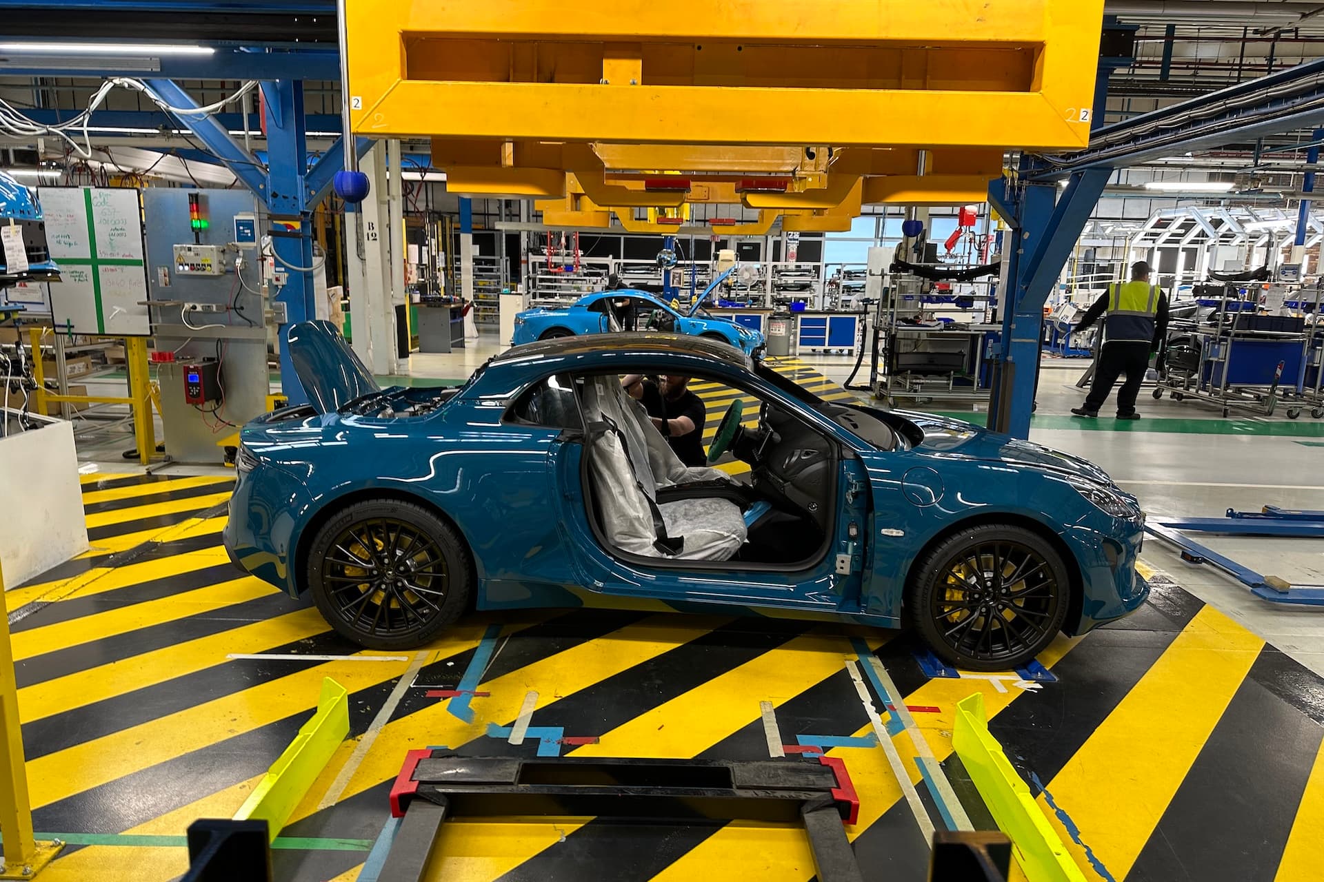 Cover Image for Wie Alpine in seiner Manufaktur in Dieppe Autos baut
