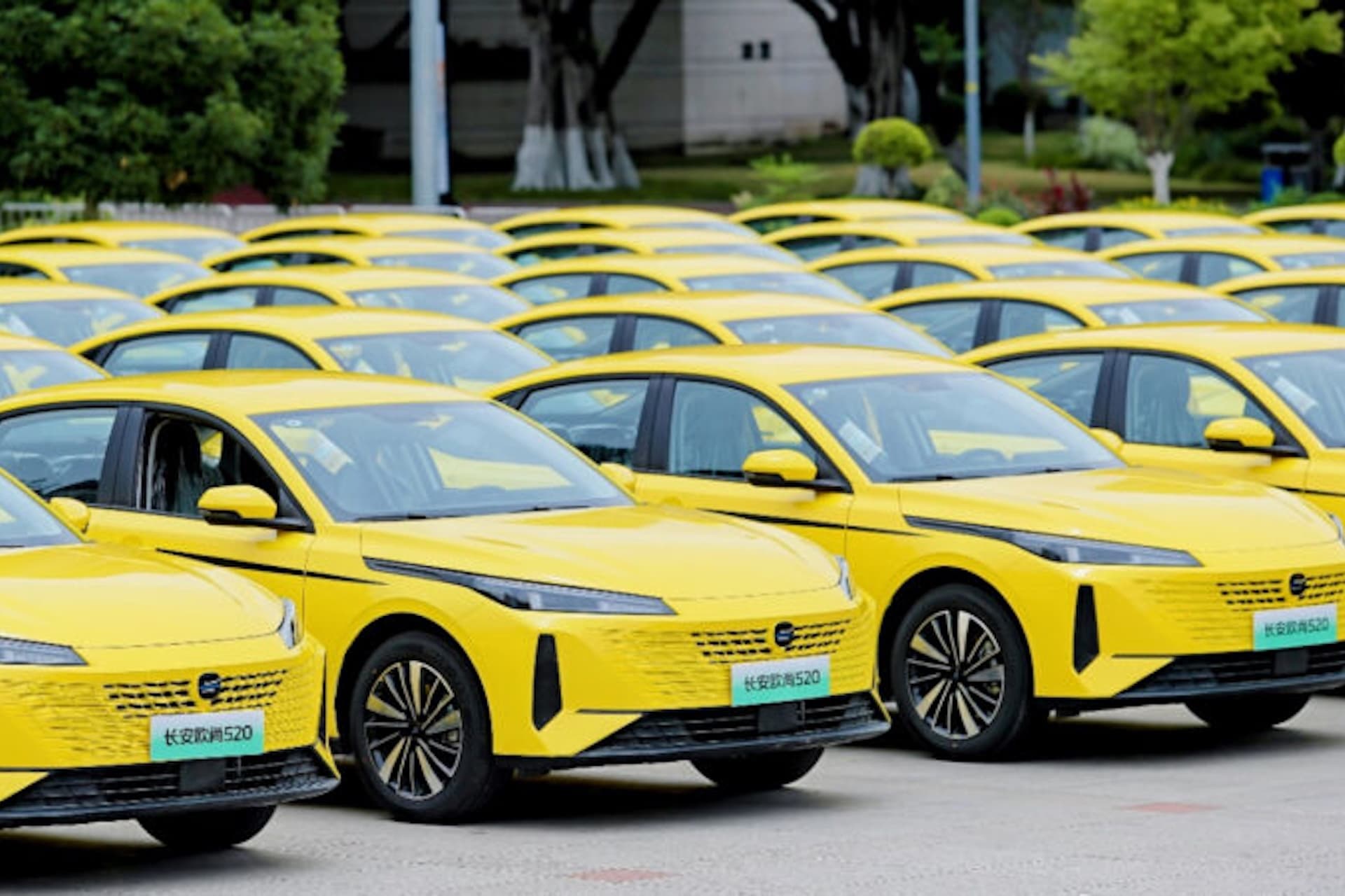 Cover Image for Erste E-Autos mit CATL-Wechselbatterien unterwegs