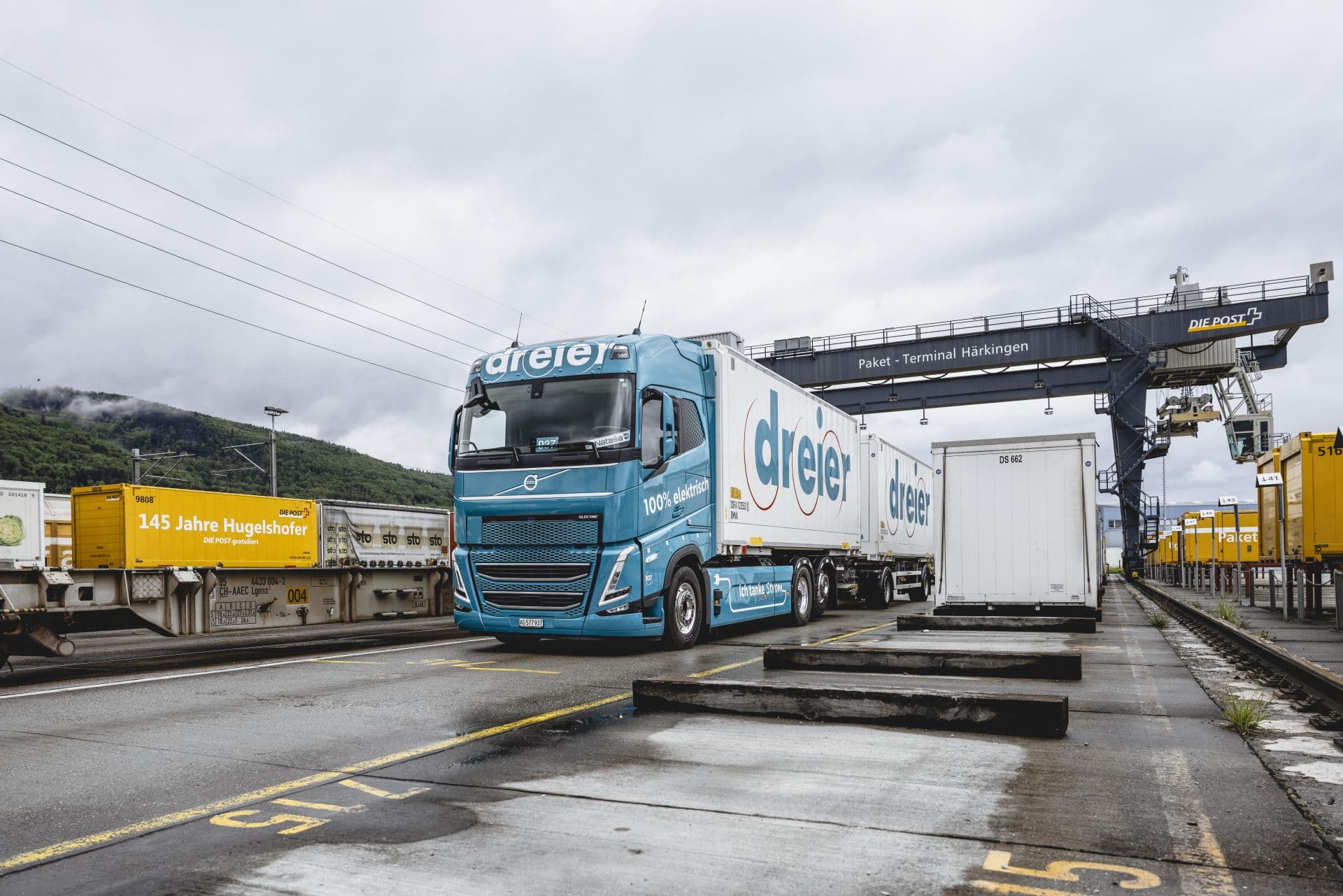 Cover Image for Volvo Trucks: Über 5000 Elektro-Lkw bereits im Einsatz