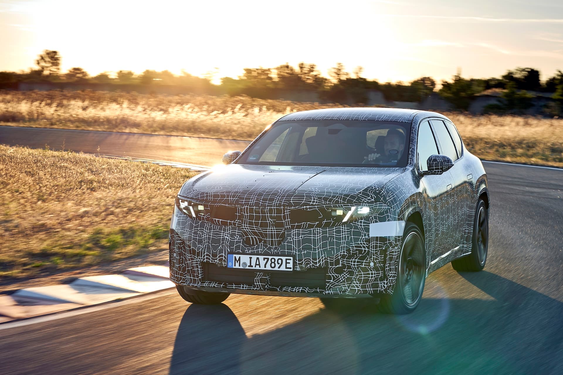 Cover Image for Neue Klasse: Daten und Fakten zum neuen BMW iX3